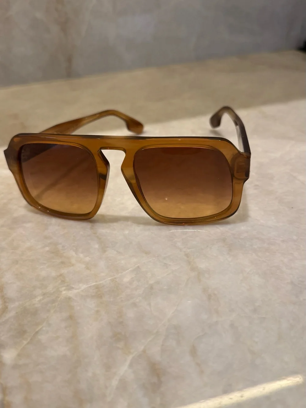Victoria Beckham Amber Brown Rectangular Sunglasses
